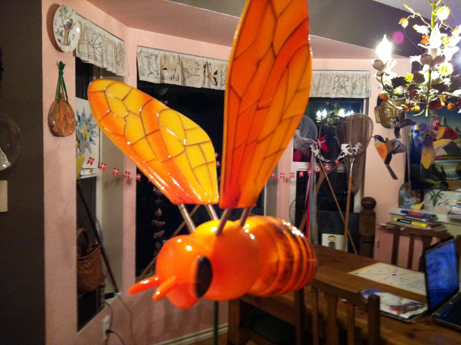 Smashing Rubbish Paper Mache Bee