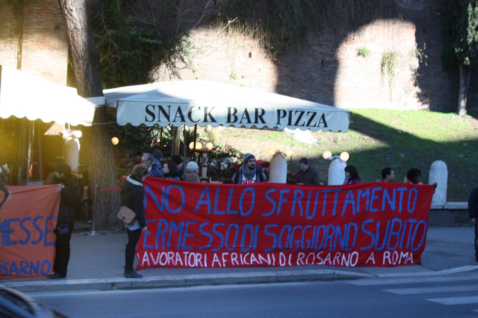 Blog delle Brigate di Solidarietà Attiva 7 gennaio Flashmob di