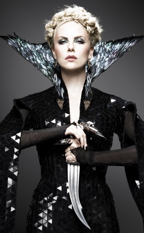 Geeky Girls Love Sci Fi First Look Snow White And The Huntsman