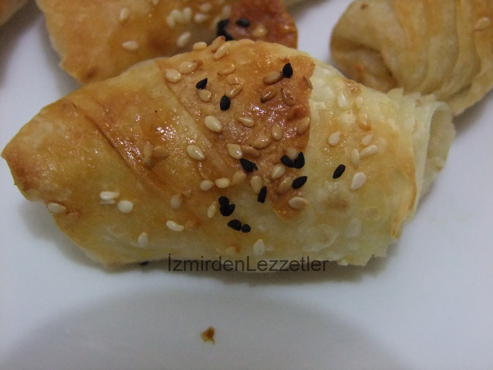Peynirli Börekçik İzmirdenlezzetler
