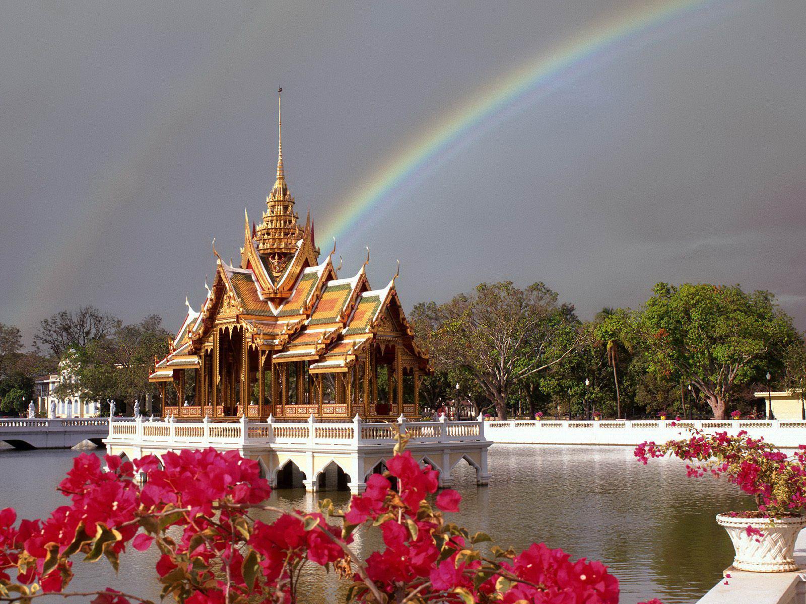 Paket Tour Wisata Bangkok Pattaya 5D4N