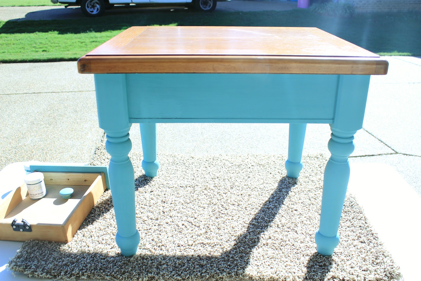 Callie's Crafts Chalk Paint End Table (update)