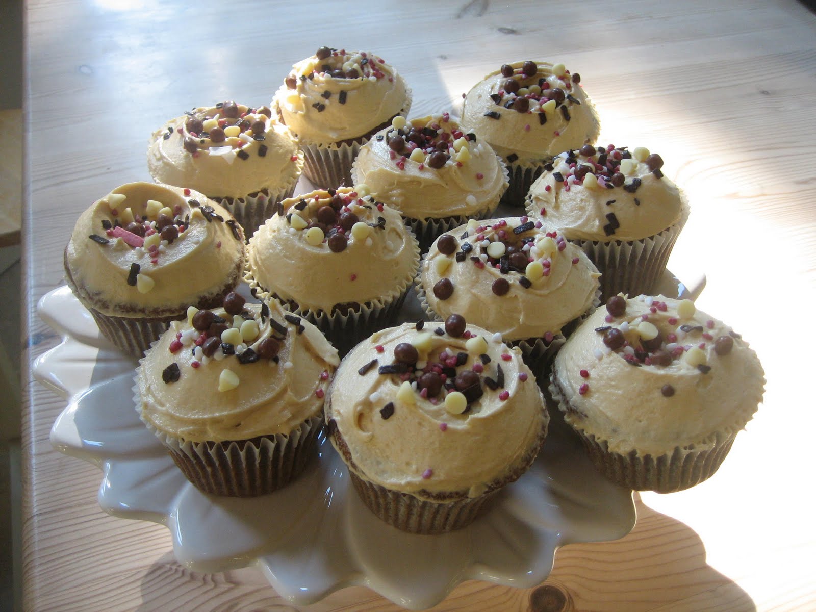 Big Portions Strong Flavours Sticky toffee pudding cupcakes with a