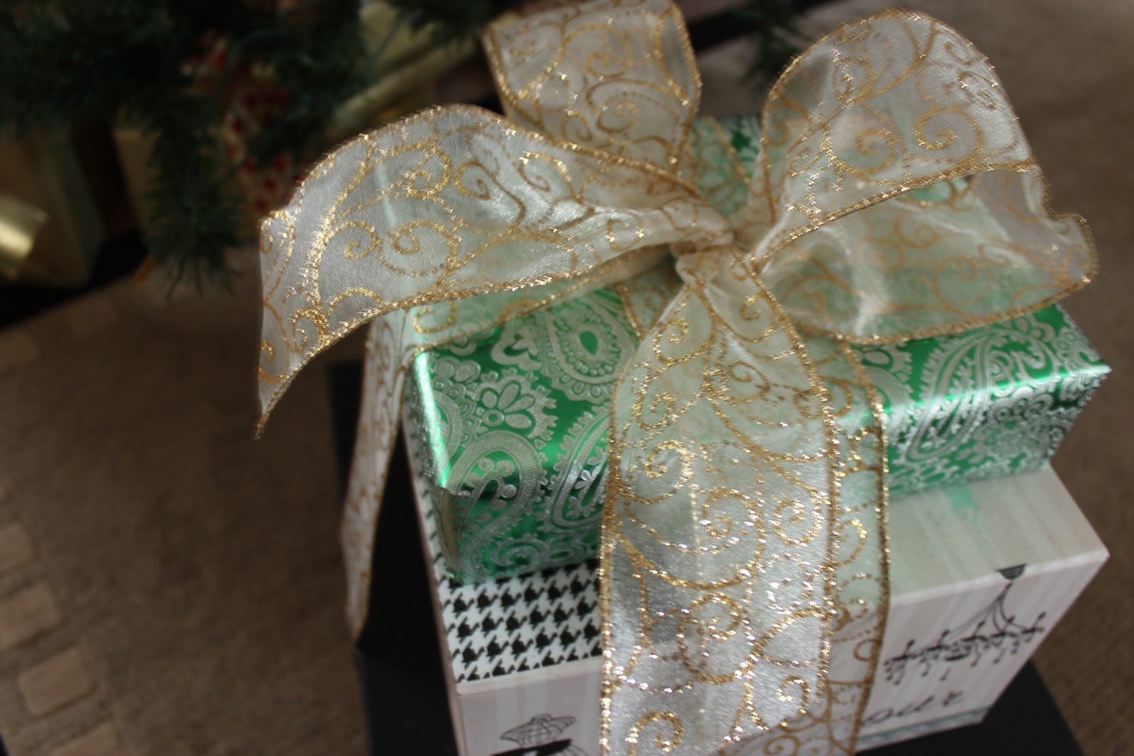 Get Inspired! How to Wrap Gifts Without Using Bags!