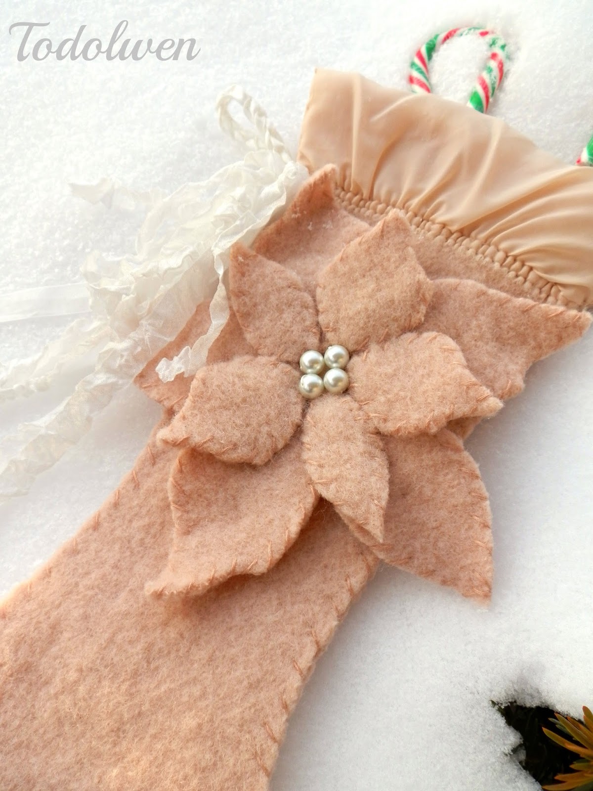 Todolwen From Old Woolen Blankets