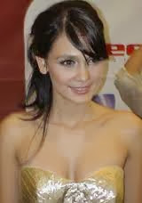Biodata dan 5 Foto Hot Seksi Luna Maya Biodata dan 5 Foto Hot Seksi Luna Maya