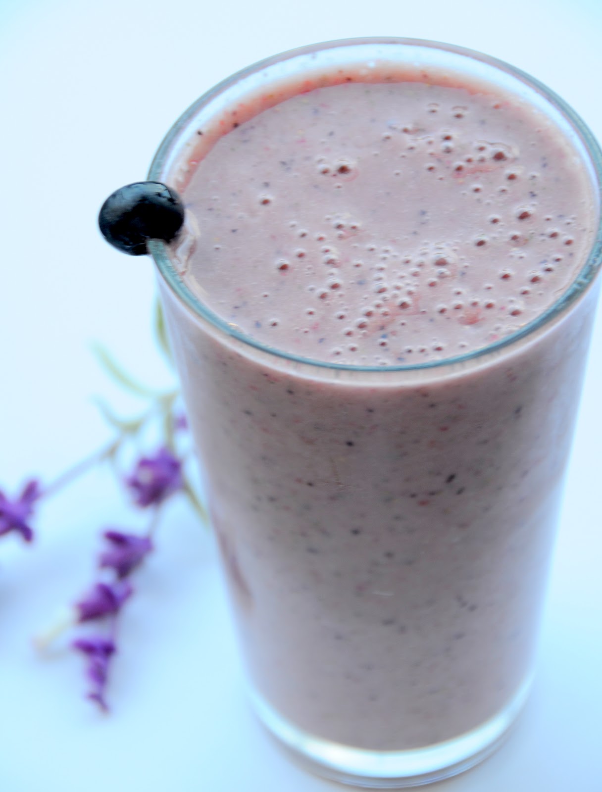 deliciously organized spring smoothie!