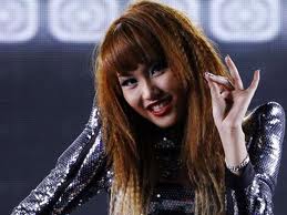 Download Gratis Lagu Ayu Ting Ting - Sik asik Mp3 + lirik Ayu Ting Ting