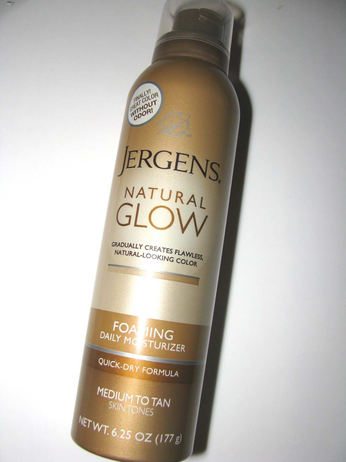 The Beauty Alchemist Jergens Natural Glow 3 Days to Glow & Foaming