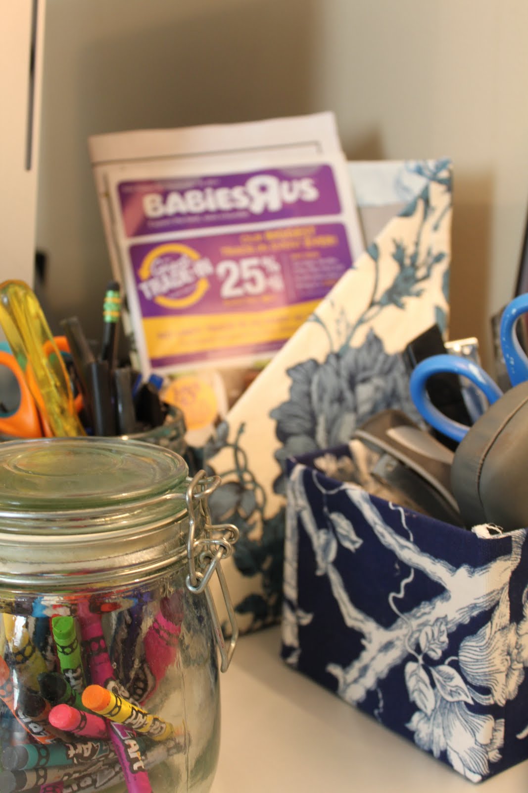 Cherishing a sweet life: 6 unforgettable retro christmas recipes do it yourself divas: DIY: Organize with Old Cardboard Boxes