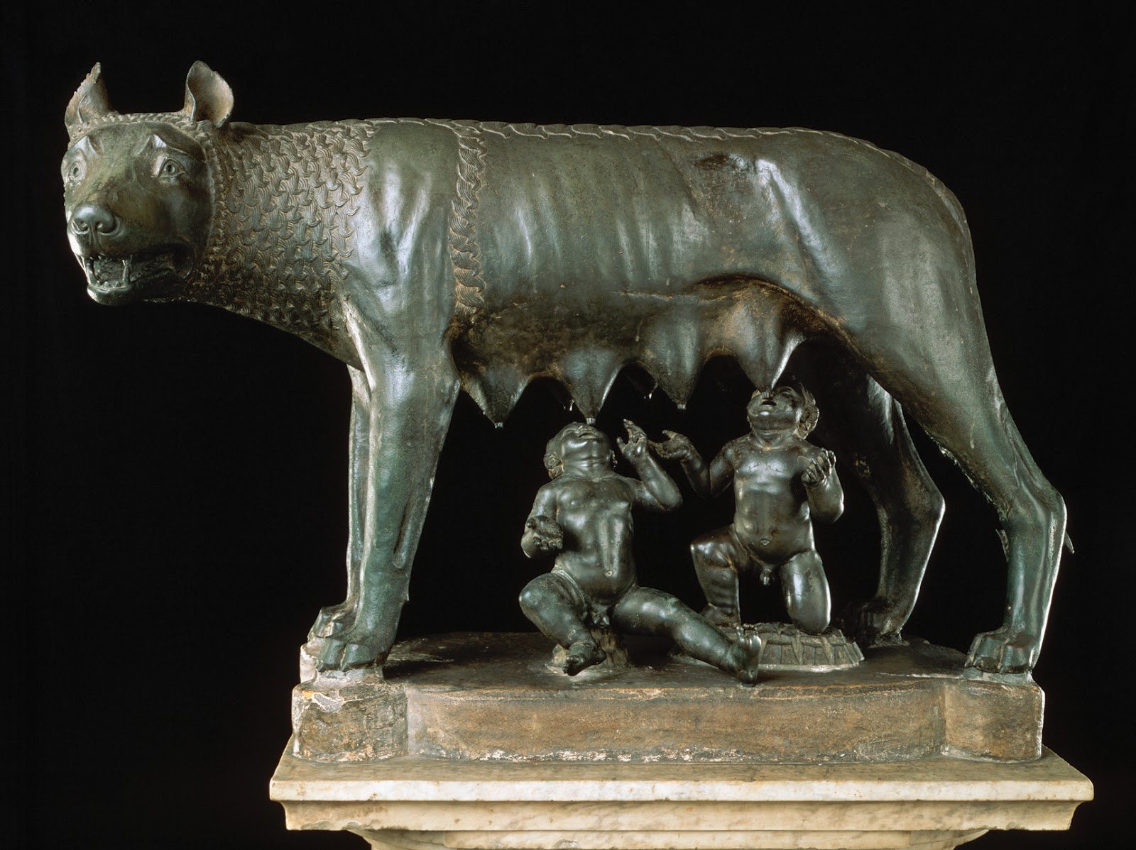 Capitoline Wolf - most famous statues