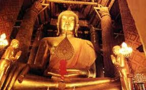 Very big Buddha image, Wat Phanan Choeng