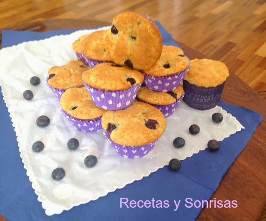 Muffins De Arándanos Y Chocolate Blanco
