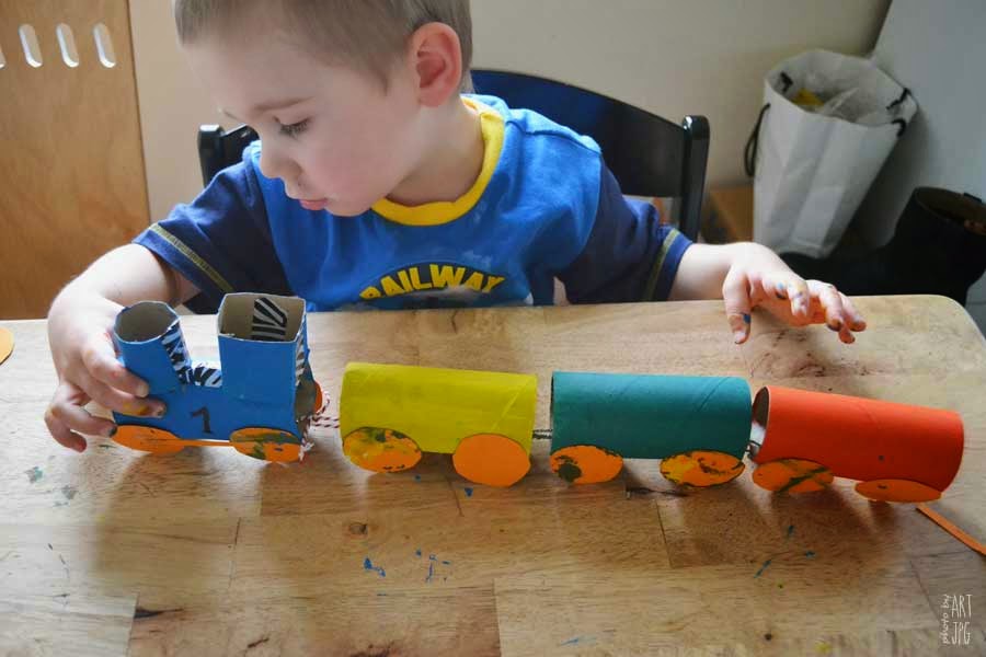 Be Creative Mummy / UK lifestyle Blog / Crafts How To Make A Toilet