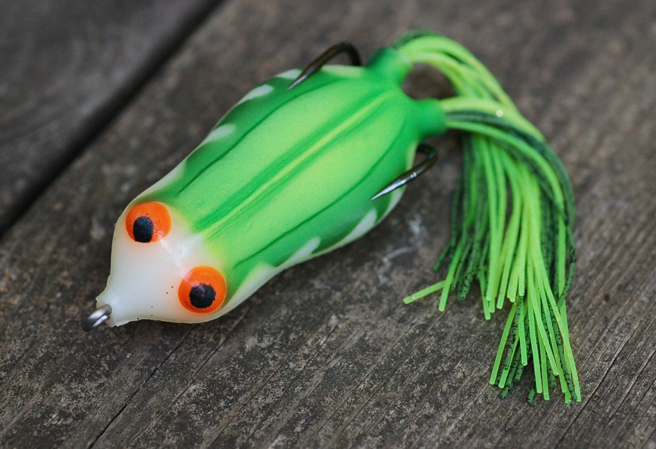 Bass Junkies Frog Pond: Snag Proof: Ish Phat Frog Review