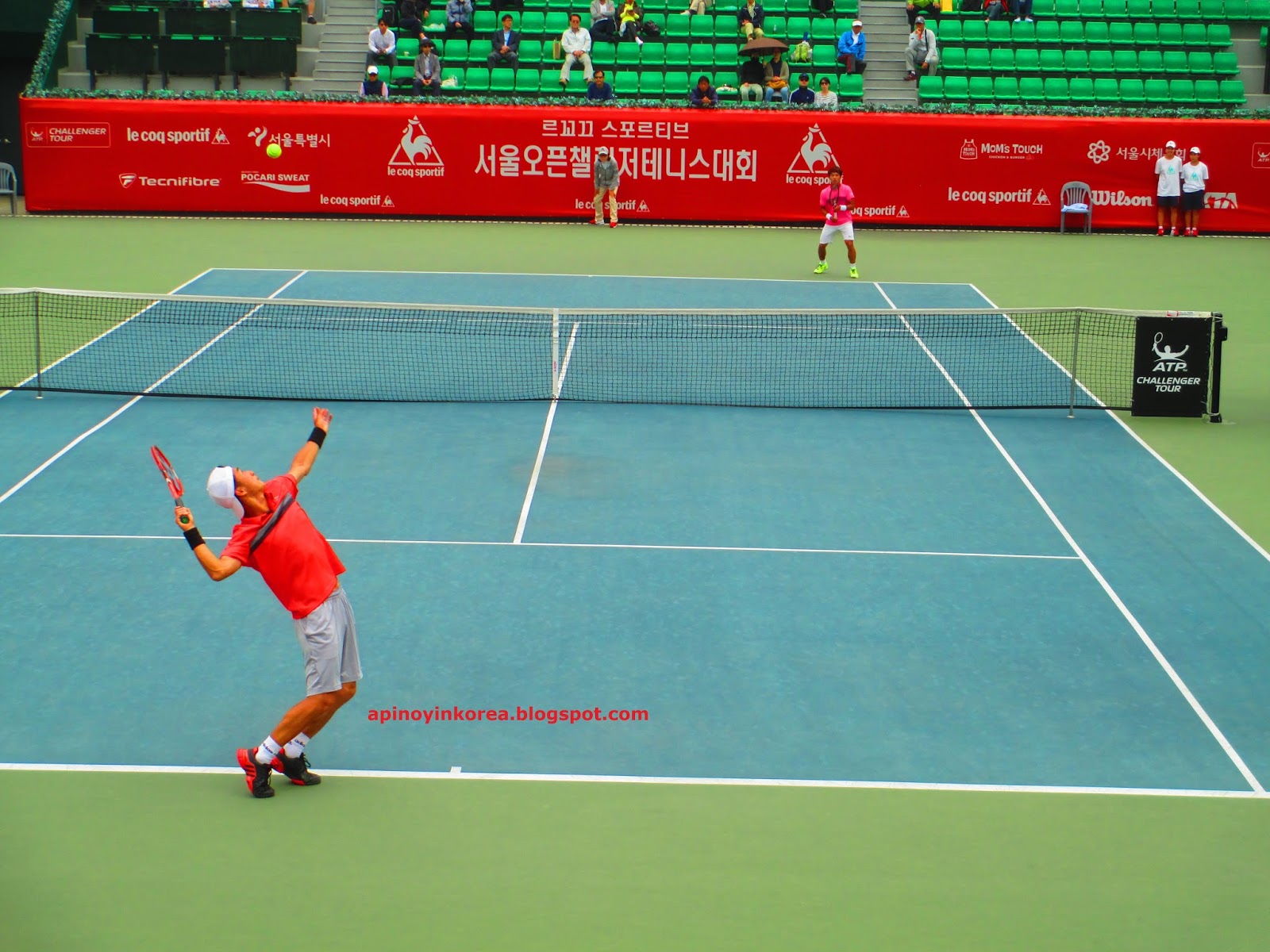 A Pinoy in Korea Playing Tennis in Seoul!