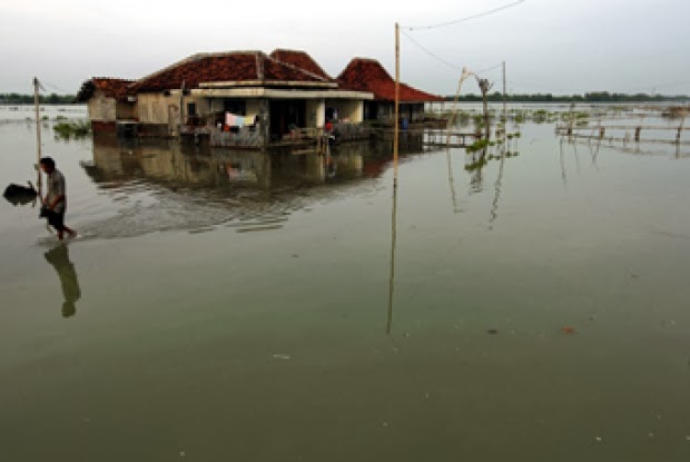 KUMPULAN FOTO BANJIR BANDANG JEPARA TWITTER Gambar Banjir Jepara Galeri Foto