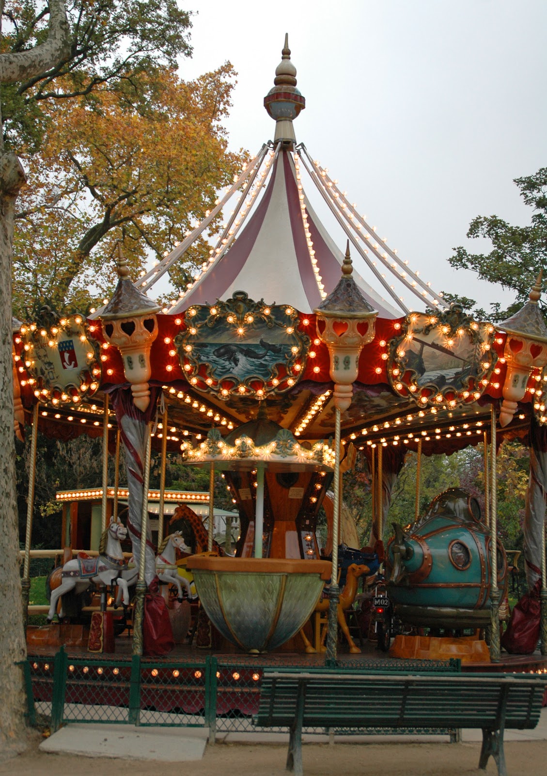 Paris and Beyond Carrousel JulesVerne Parc de Monceau