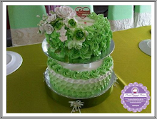 2 tier wedding Cake