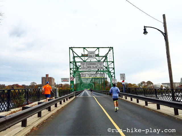 Trenton 10K bridge