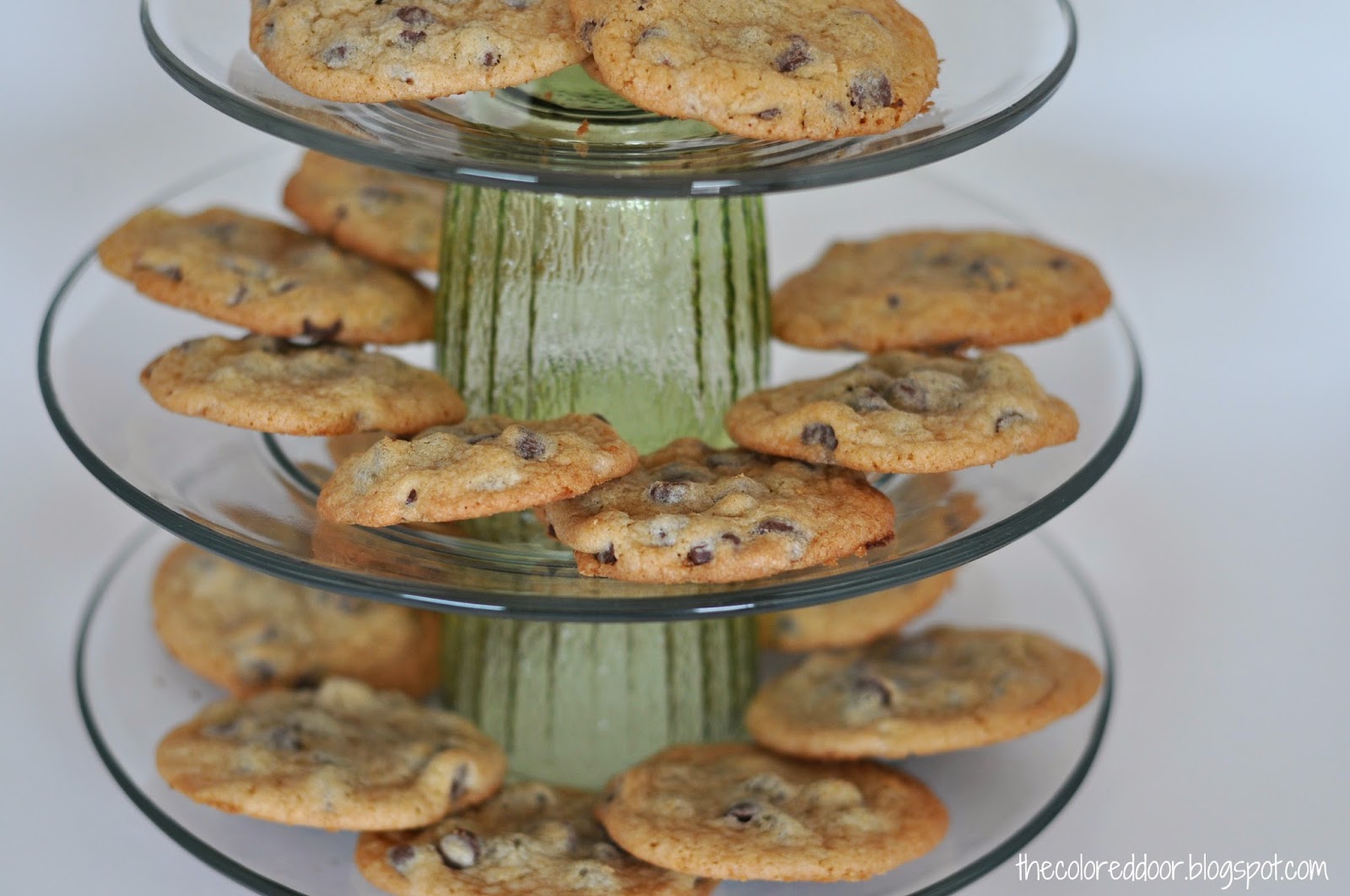 the colored door DIY Dessert Stand