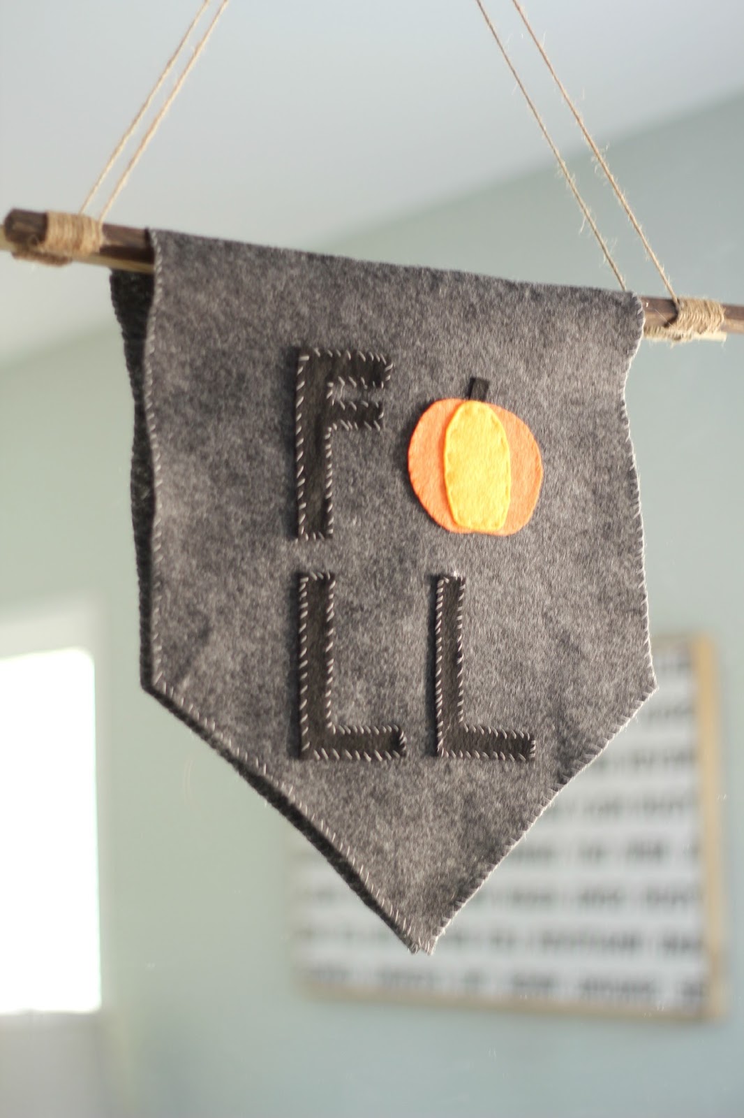 How to Make a DIY Pin Banner