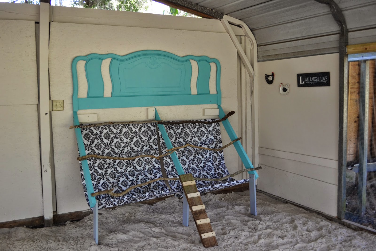 I Heart Decorating Poop Hammocks & Coop Cleaning