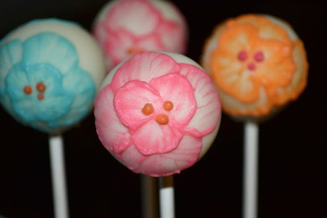 Brush Embroidery Flower Cake Pops by Cake Poppin'