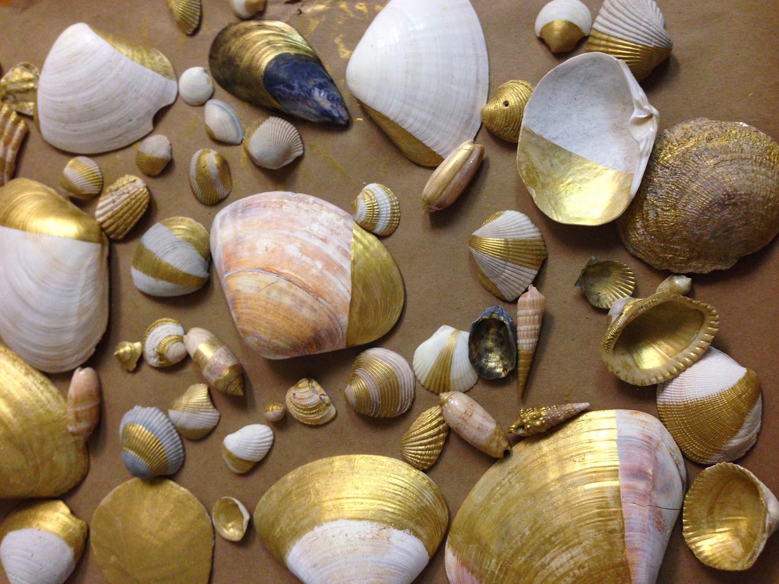 Scribbles from Emily Easy Summer Craft Gold Painted Seashells