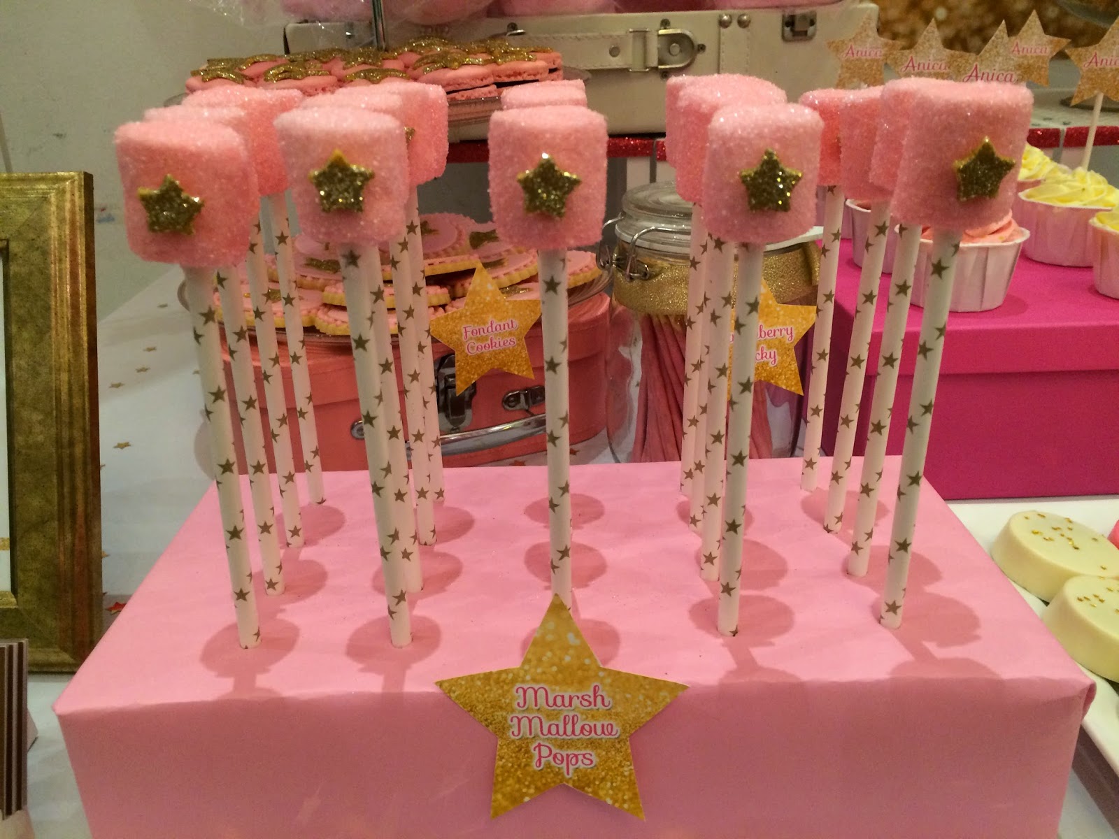 Crissa S Cake Corner How To Make A Cake Pop Stand