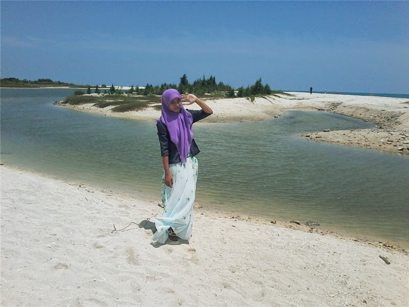 Afifa EHN: Pantai Pasir Putih Remen Jenu Tuban