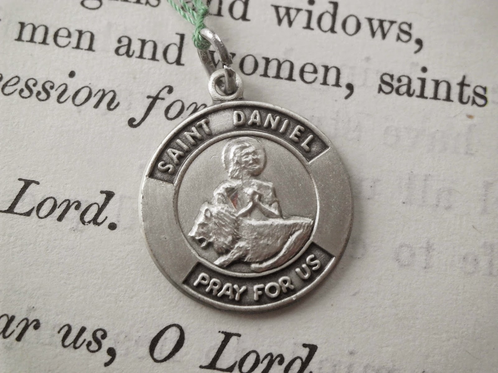 Vintage Religious Medals Vintage Sterling Religious St Daniel Medal