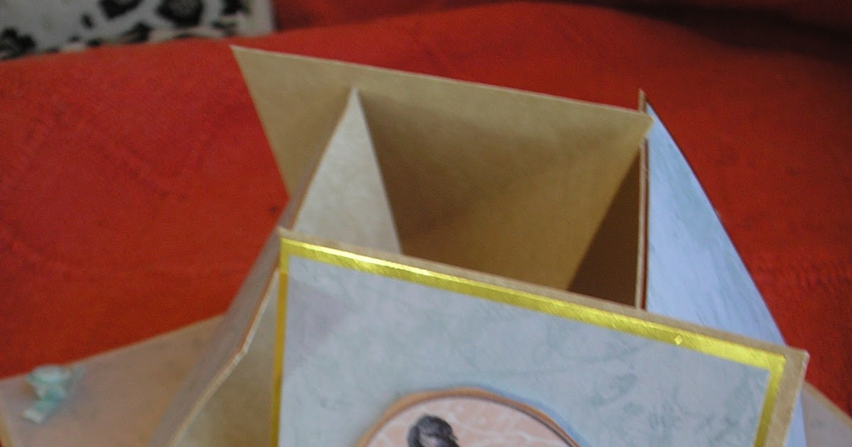 Spanish crafter Quad Easel Card