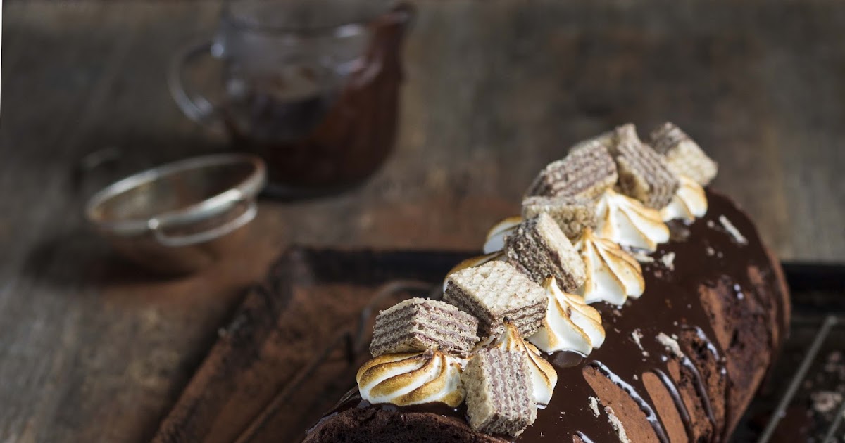 The Kate Tin Chocolate Marshmallow Log