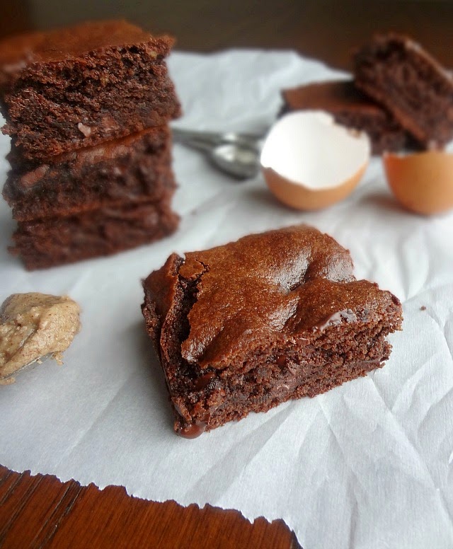 The Cooking Actress Flourless Almond Butter Chocolate Brownies