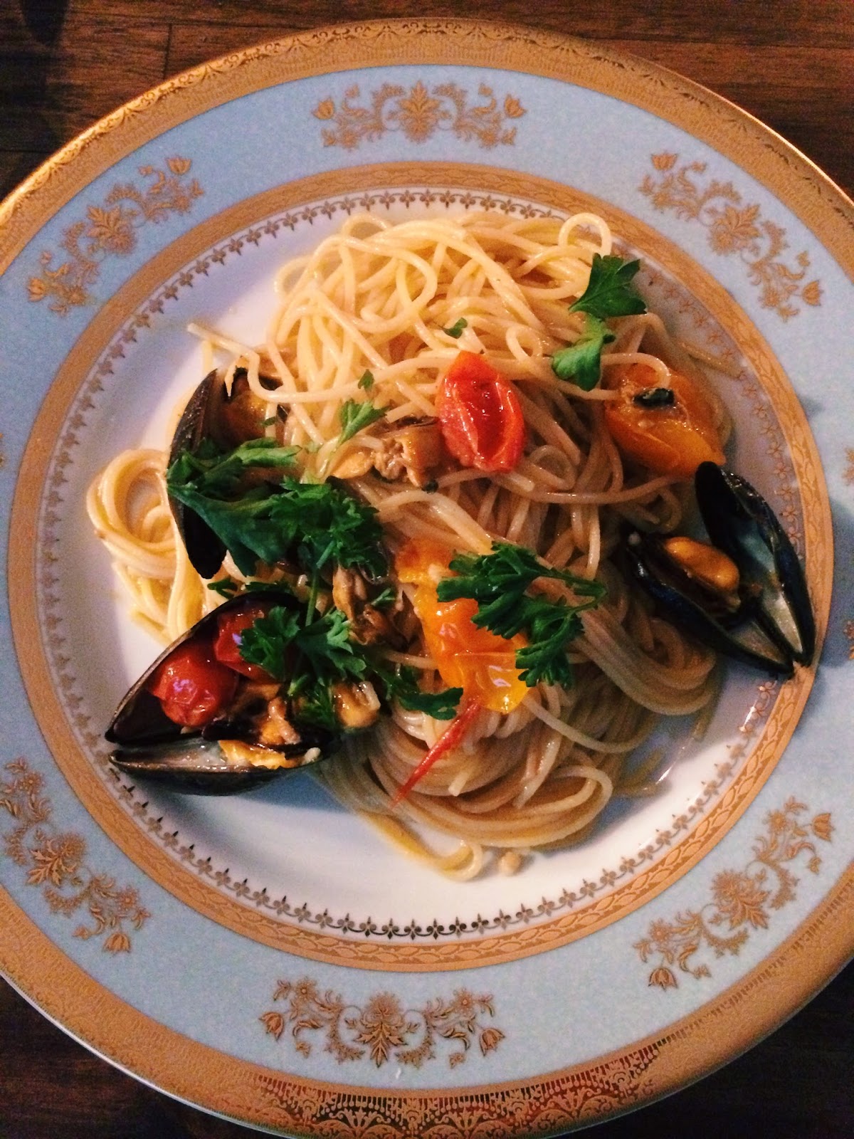 Italian Dinner, Trendy in Texas, Mussels, Pasta, Mussels and Pasta, Orsay Power Blue,  Orsay China