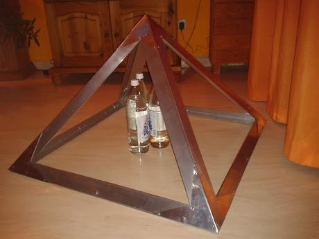 Pirámide de los 4 elementos en aluminio