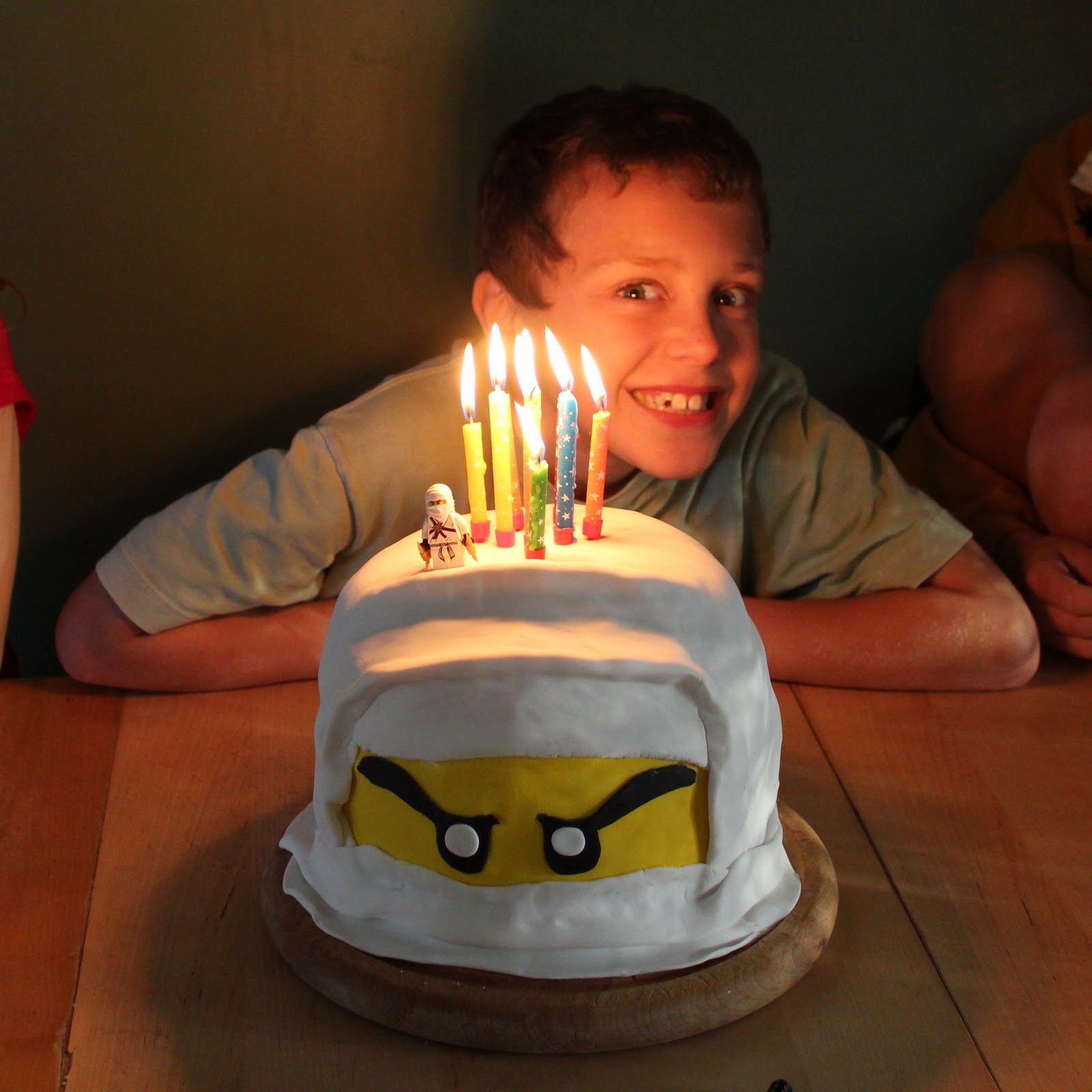 Chaos, Kids, Crochet and Cake Lego Ninjago Birthday Cake Tutorial