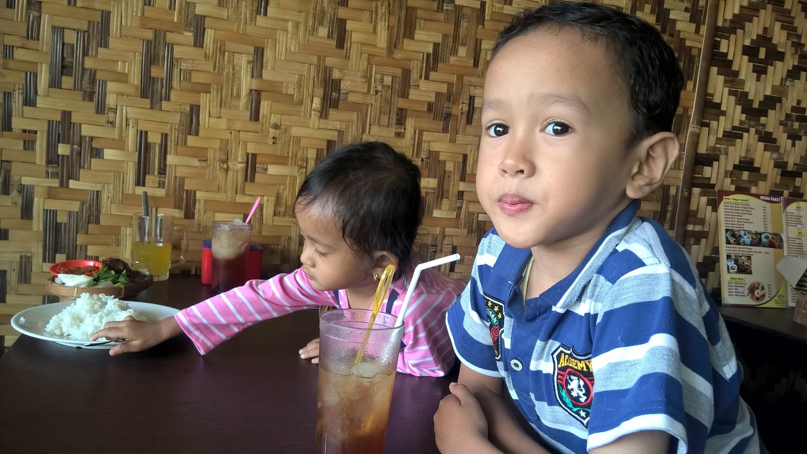 Rumah Makan Rai Raka Rumah Makan Rai Raka