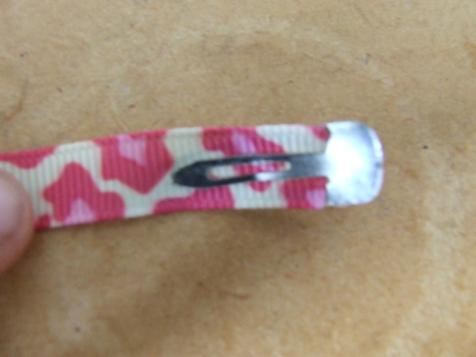 LittleLizzie How to make Baby Snap clips