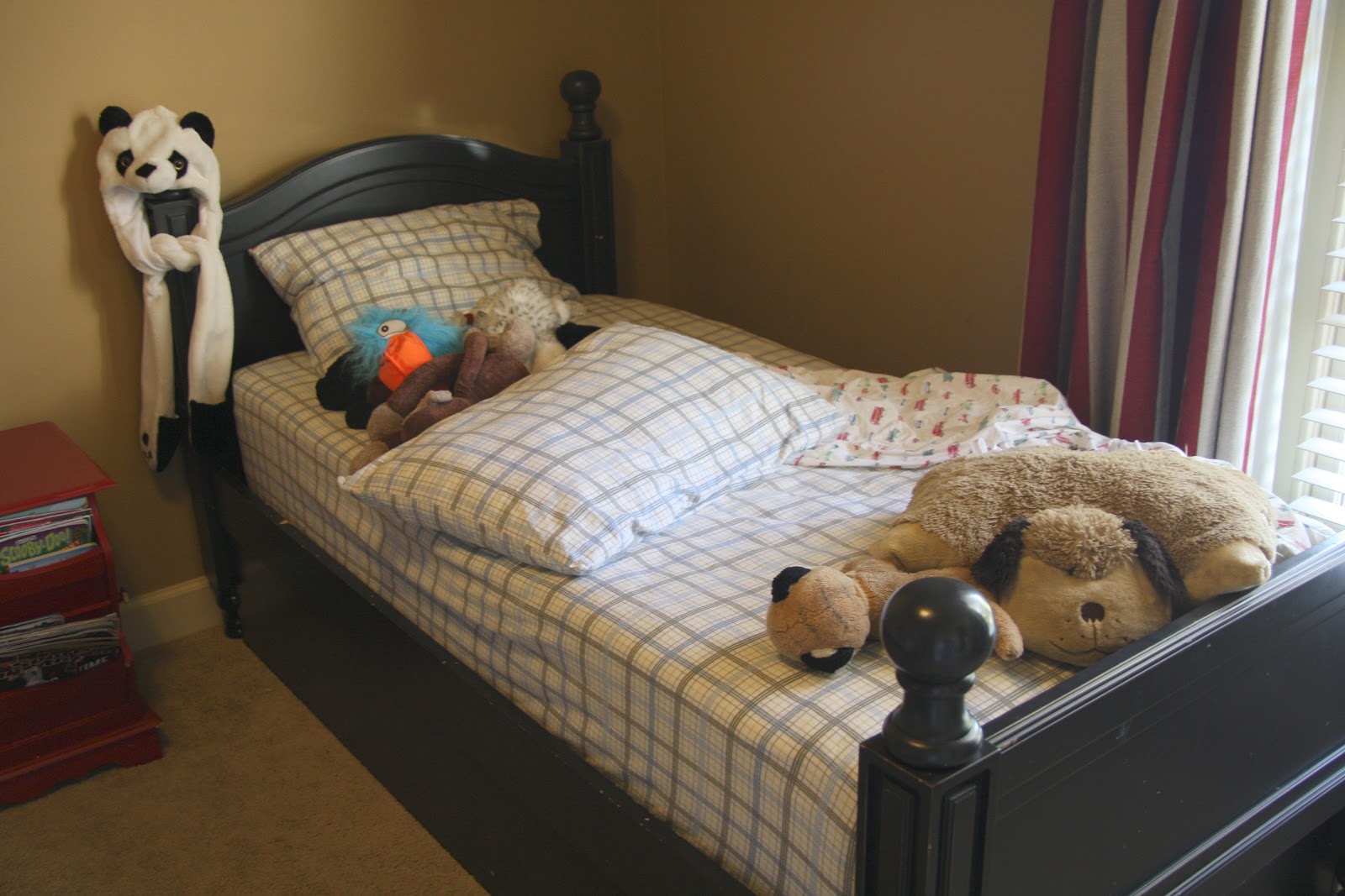 how to fakemake a child's bed Simply Organized