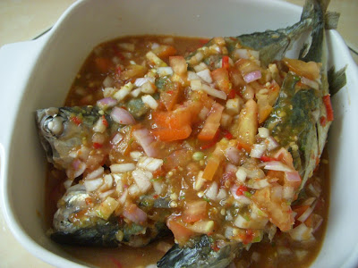 Ikan kembung masak asam rebus