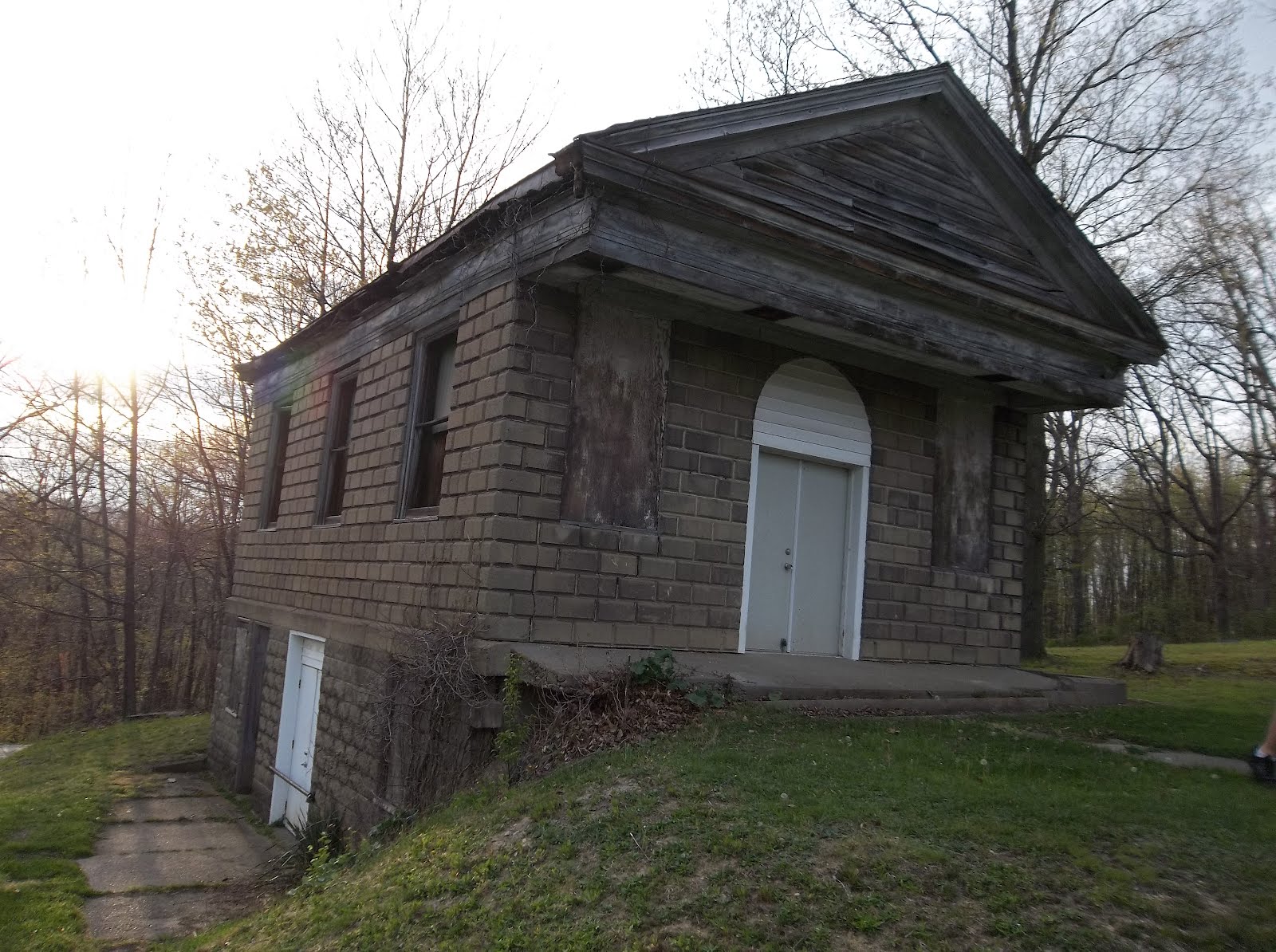 Obscure Video And DVD Blog THE EVANS CITY, PA CEMETERY