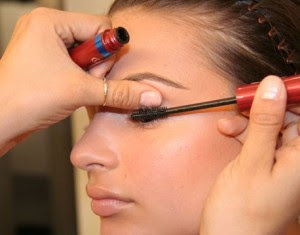 Mascara Makeup Tips To perfect Your Eye Look