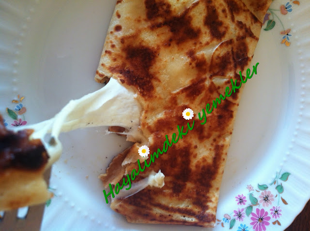 Mozzarella Peynirli Krep,degisik krep tarifleri 