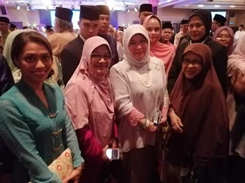 DI MAJLIS ANUGERAH SASTERAWAN NEGARA KE-14