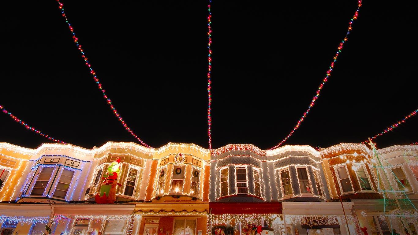 christmas lights adorn the row houses on 34th street in christmas lights adorn the row houses on 34th street in