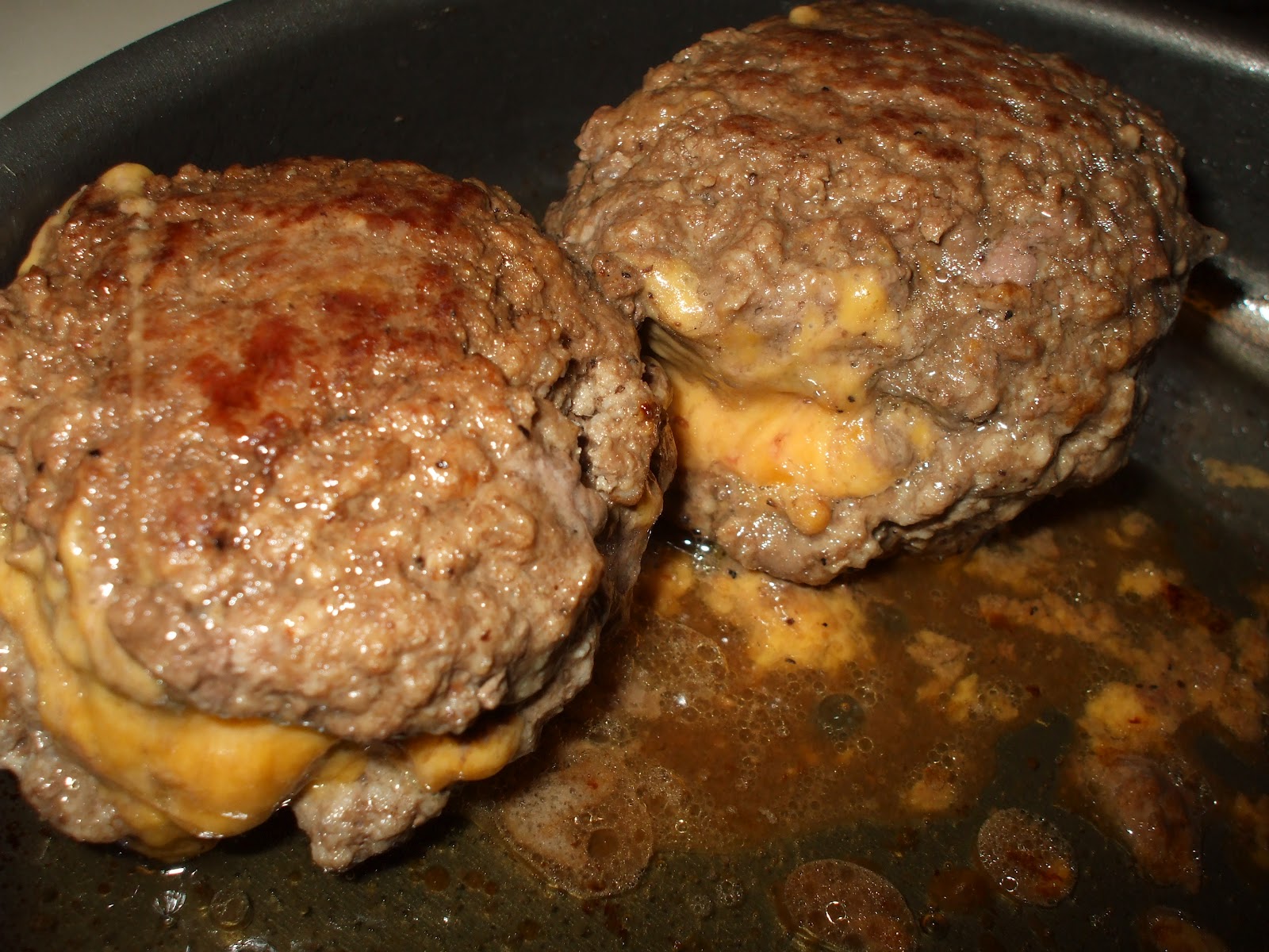 Easy Does It Bacon Cheddar Pie Burger