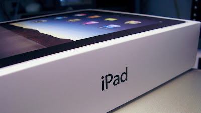 foto proses pembuatan tablet ipad, gambar kemasan ipad, tablet pc paling laris, gadget terbaru apple