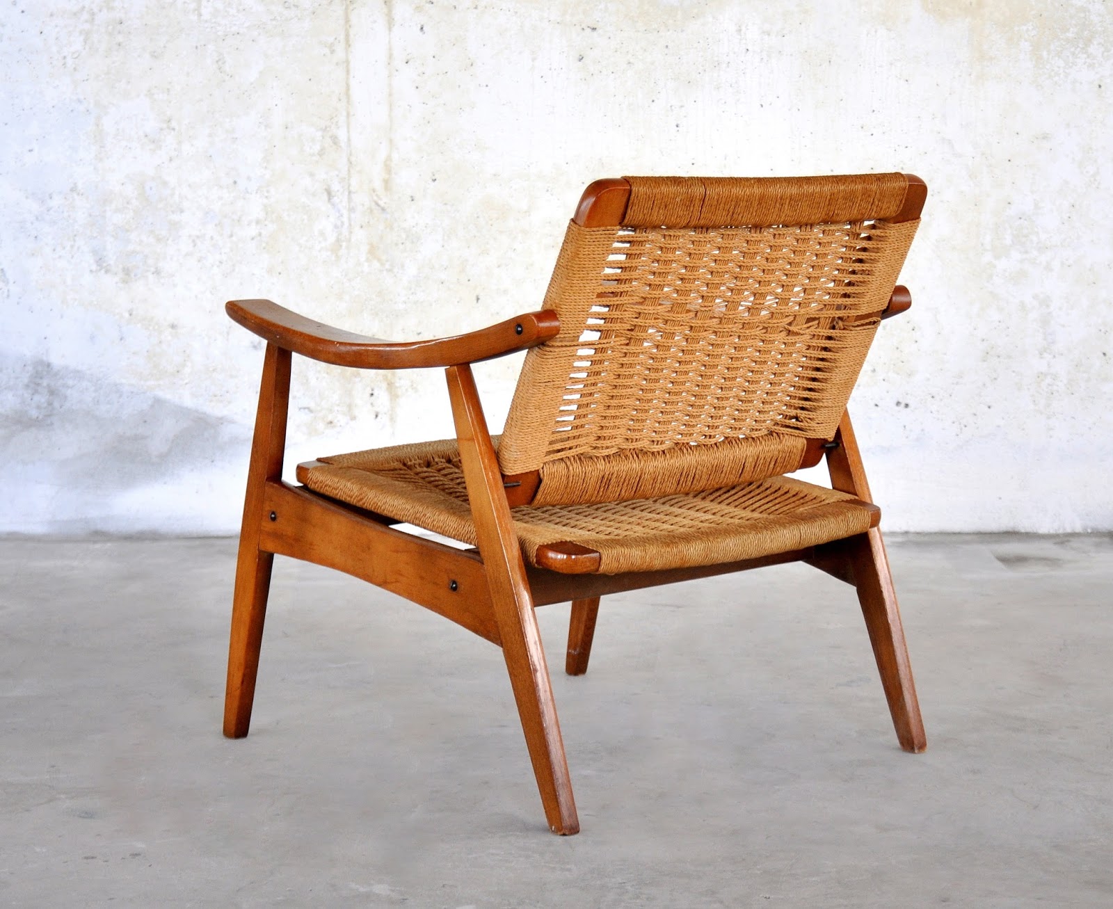 SELECT MODERN Hans Wegner Style Rope Lounge Chair